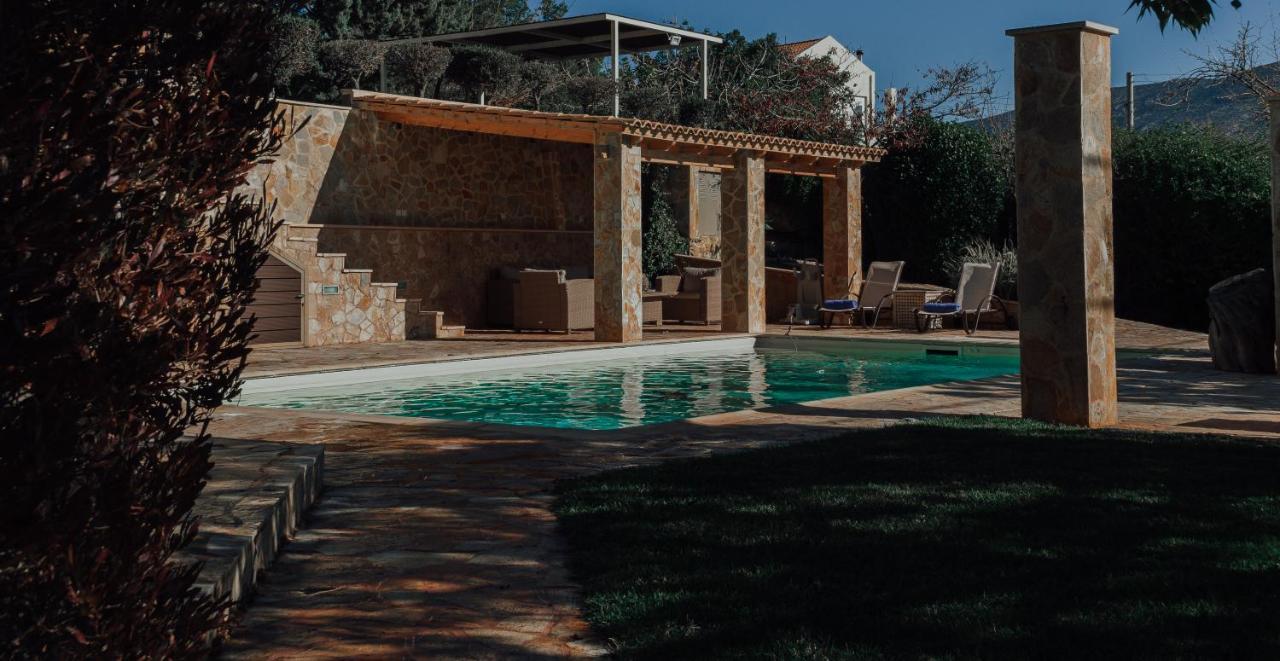 Pool And Sea View Apartments Agia Marina  Buitenkant foto